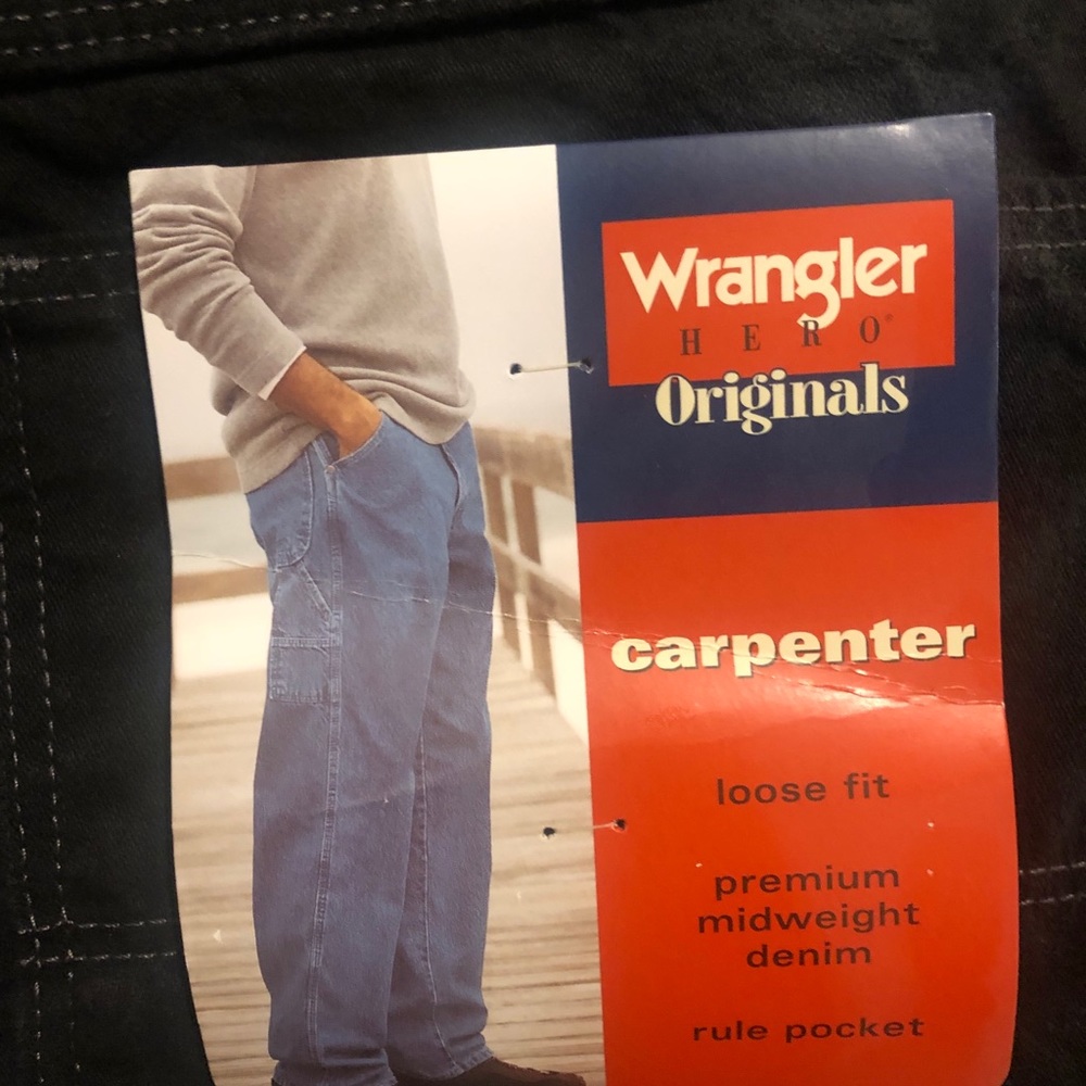 NWT Wrangler black jeans 36x32, loose fit